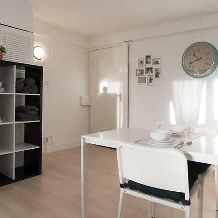White & Black Studio Apartamento *