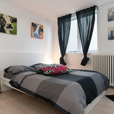 White & Black Studio